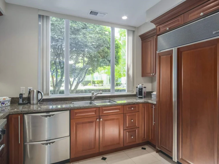 410 Beach Crescent, Vancouver, BC, V6Z 3E9 - 12