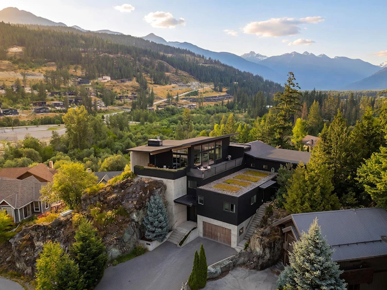 1764 Pinewood Drive, Pemberton, BC, V0N 2L3 - 38