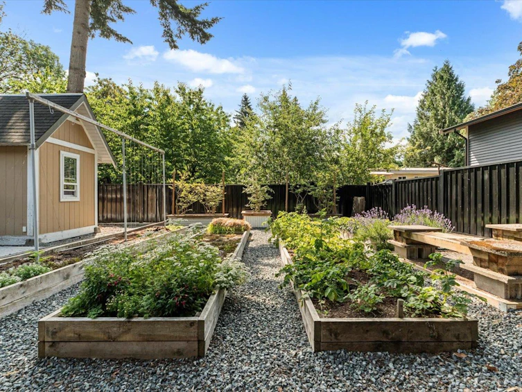 34282 Cedar Avenue, Abbotsford, BC, V2S 2W2 - 34