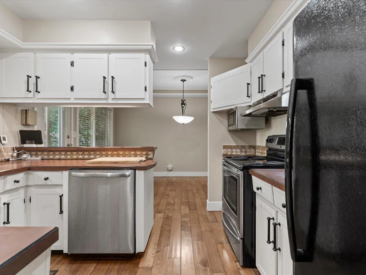 34282 Cedar Avenue, Abbotsford, BC, V2S 2W2 - 10