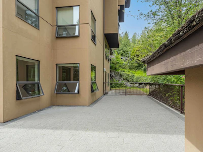 101-5855 Cowrie Street - 4