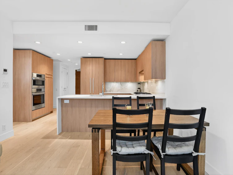 604-2780 Valley Centre Avenue, North Vancouver, BC, V7J 0C4 - 14