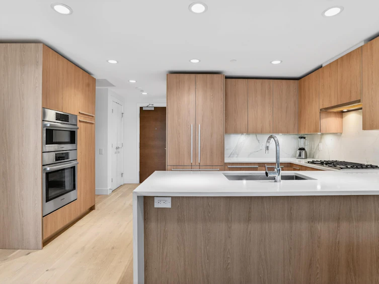604-2780 Valley Centre Avenue, North Vancouver, BC, V7J 0C4 - 16