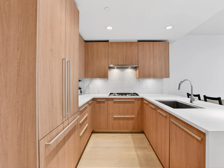604-2780 Valley Centre Avenue, North Vancouver, BC, V7J 0C4 - 17