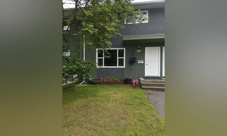 F34-1900 Strathcona Avenue