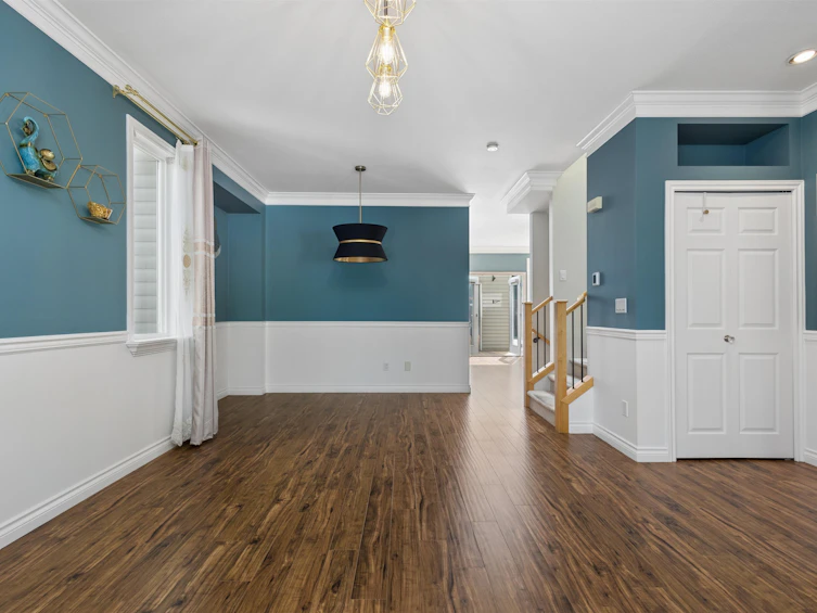 8838 216 Street, Langley, BC, V1M 3Z5 - 4