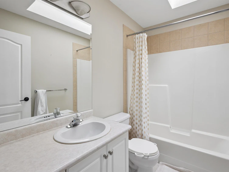 8838 216 Street, Langley, BC, V1M 3Z5 - 38