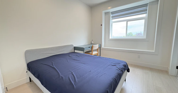 333 E 64th Avenue, Vancouver, BC, V5X 2M8 - 6