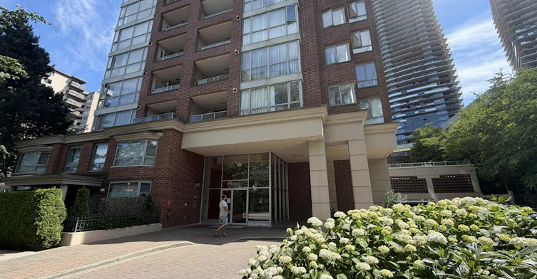 4888 Hazel Street, Burnaby, BC, V5H 4T4