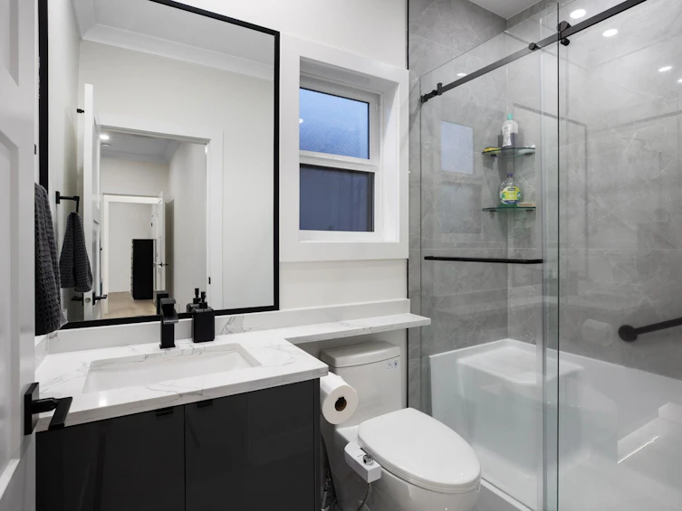 6210 Pearl Avenue, Burnaby, BC, V5H 3P9 - 25