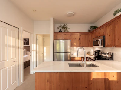 20-4385 Northlands Boulevard - 5