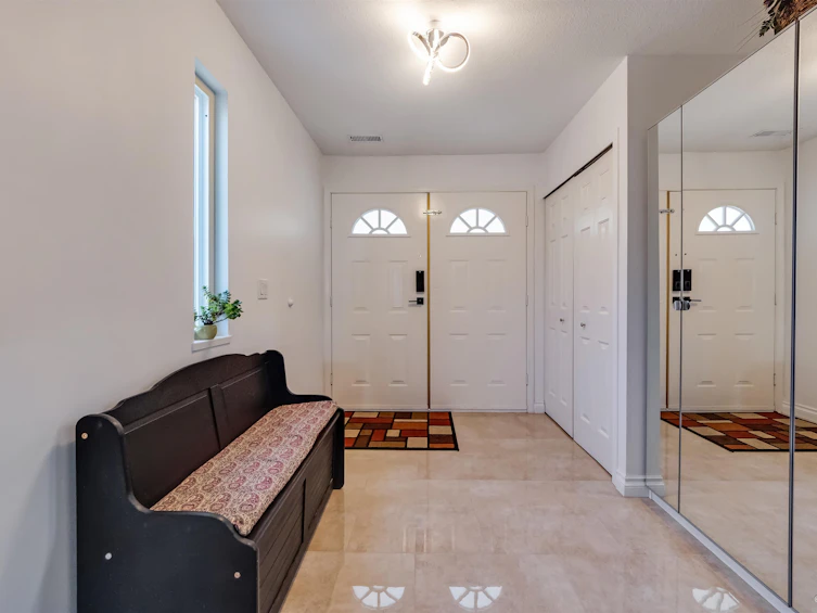 635 Lost Lake Drive, Coquitlam, BC, V3C 5G4 - 3