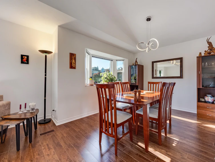 635 Lost Lake Drive, Coquitlam, BC, V3C 5G4 - 9