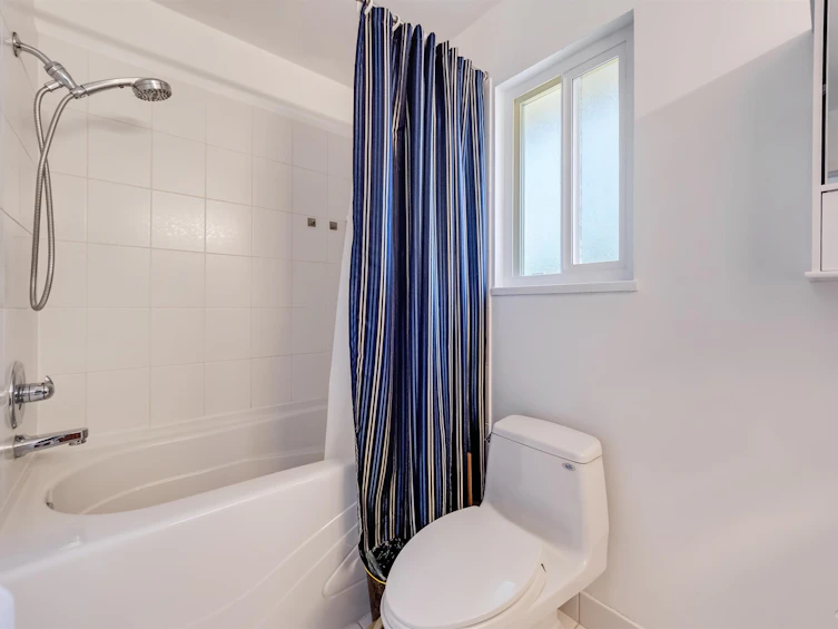 635 Lost Lake Drive, Coquitlam, BC, V3C 5G4 - 24