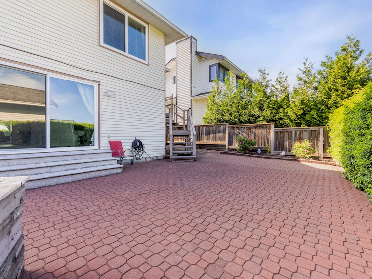 635 Lost Lake Drive, Coquitlam, BC, V3C 5G4 - 36