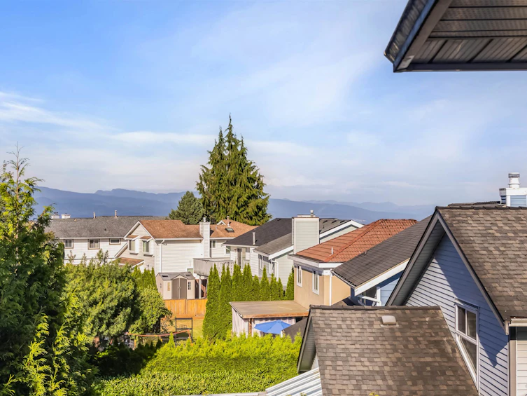 635 Lost Lake Drive, Coquitlam, BC, V3C 5G4 - 21