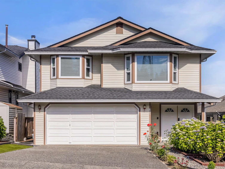 635 Lost Lake Drive, Coquitlam, BC, V3C 5G4 - 2