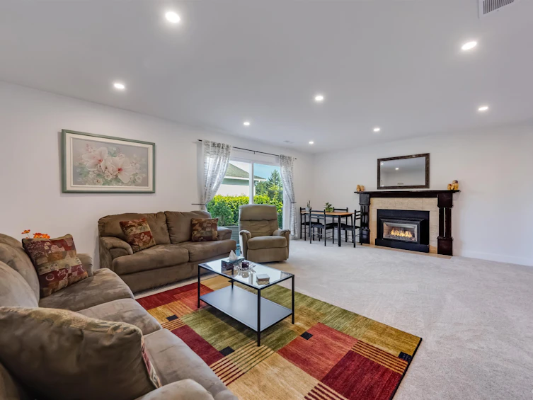 635 Lost Lake Drive, Coquitlam, BC, V3C 5G4 - 31