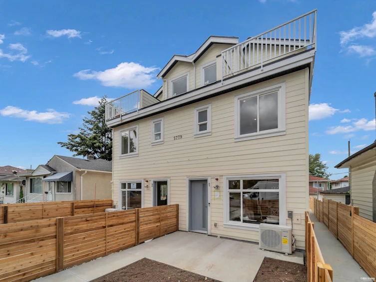 2-5779 Clarendon Street, Vancouver, BC, V5R 3K4 - 2