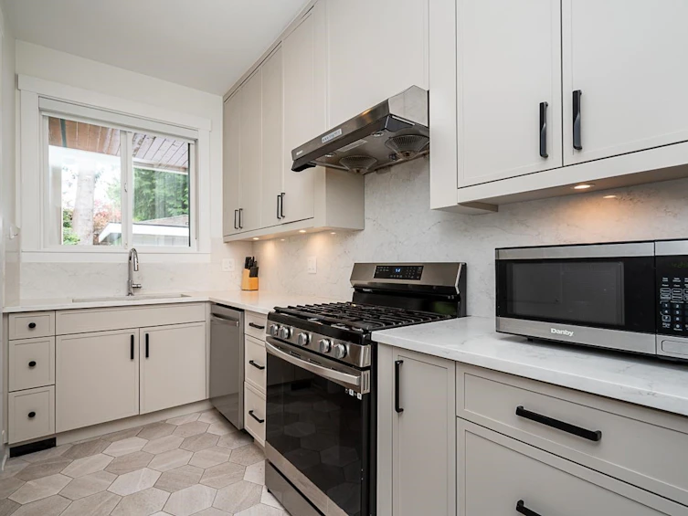1019 57 Street, Delta, BC, V4L 1Y3 - 14
