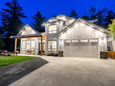 1019 57 Street - 2