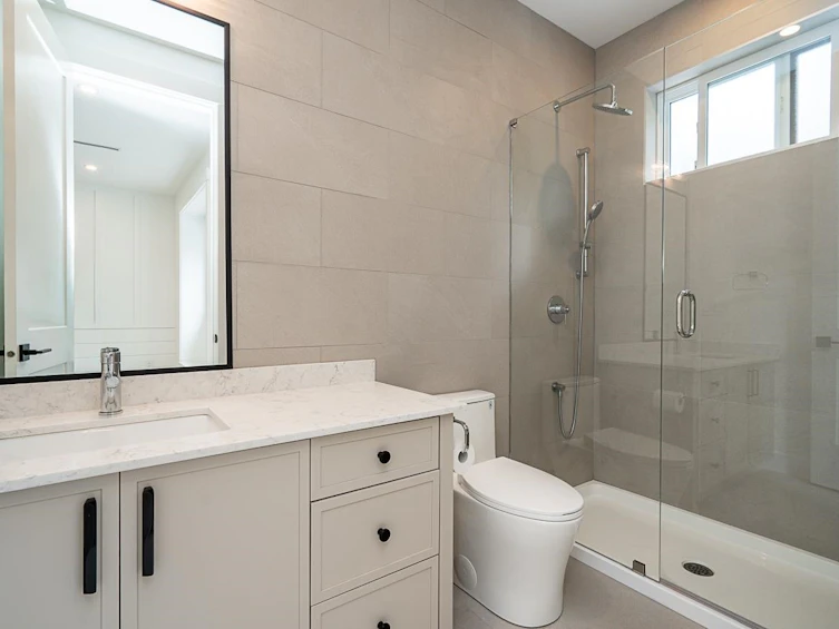 1019 57 Street, Delta, BC, V4L 1Y3 - 31