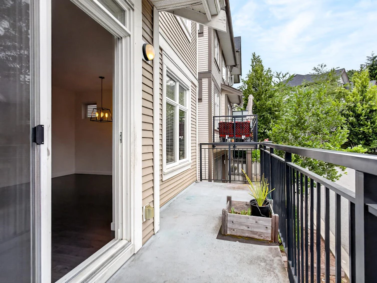 35-3400 Devonshire Avenue, Coquitlam, BC, V3E 0L1 - 18