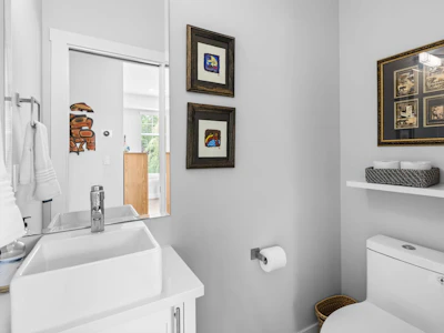 59-20327 72b Avenue - 5