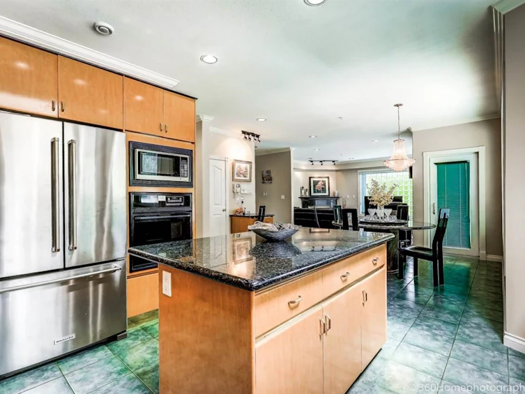 6718 Arbutus Street, Vancouver, BC, V6P 5S7 - 14
