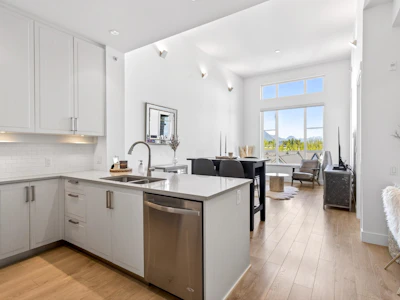 417-2307 Ranger Lane - 3