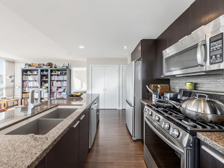 2603-2232 Douglas Road, Burnaby, BC, V5C 0G9 - 12