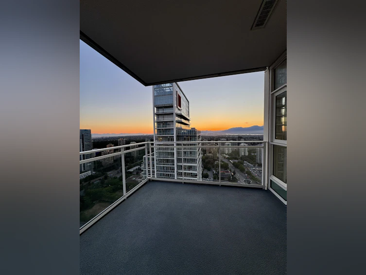 4306-4670 Assembly Way, Burnaby, BC, V5H 0H3 - 11