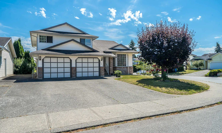 3332 Hedley Street