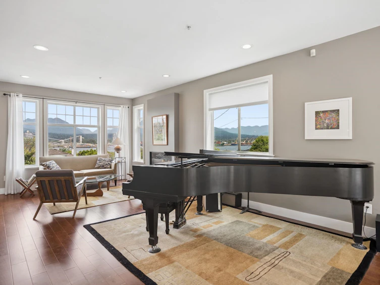 2808 Wall Street, Vancouver, BC, V5K 1B2 - 9