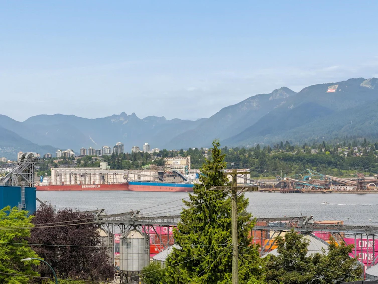 2808 Wall Street, Vancouver, BC, V5K 1B2 - 30