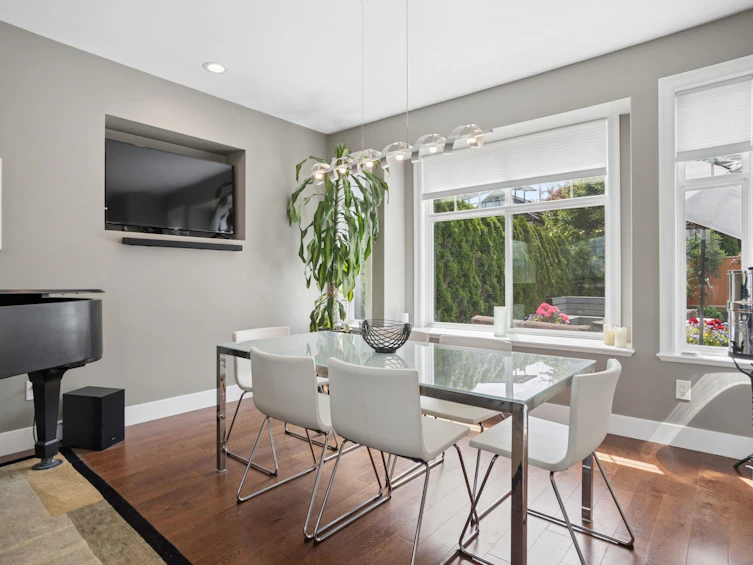 2808 Wall Street, Vancouver, BC, V5K 1B2 - 10