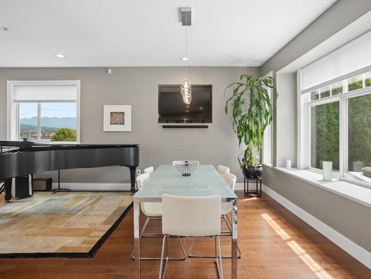2808 Wall Street, Vancouver, BC, V5K 1B2 - 11