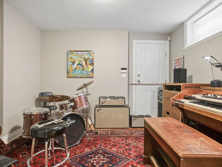2808 Wall Street, Vancouver, BC, V5K 1B2 - 31