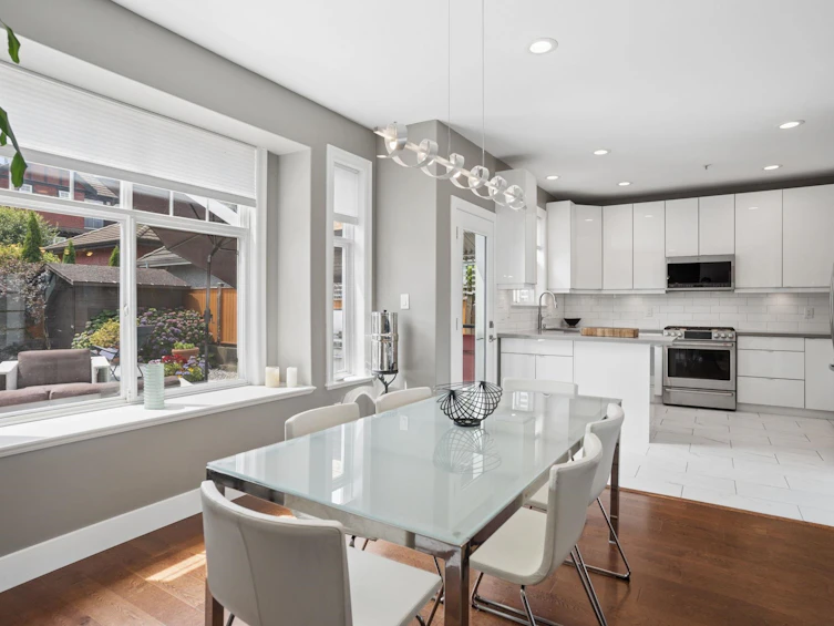 2808 Wall Street, Vancouver, BC, V5K 1B2 - 13