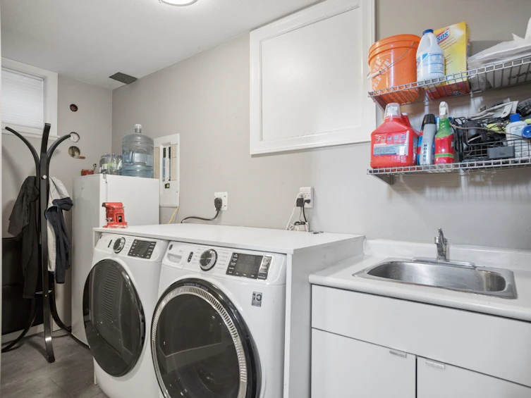 2808 Wall Street, Vancouver, BC, V5K 1B2 - 33