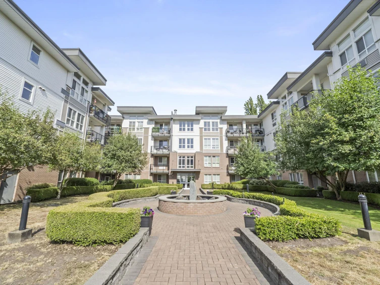 308-5430 201 Street, Langley, BC, V3A 0A2