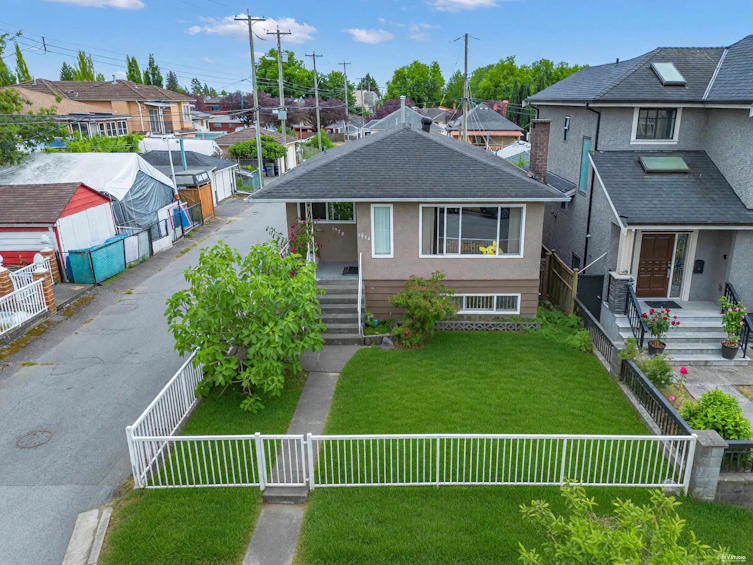 1972 E 51st Avenue, Vancouver, BC, V5P 1V9