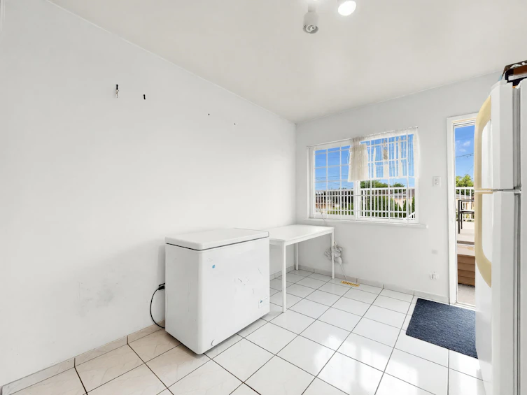 1972 E 51st Avenue, Vancouver, BC, V5P 1V9 - 8
