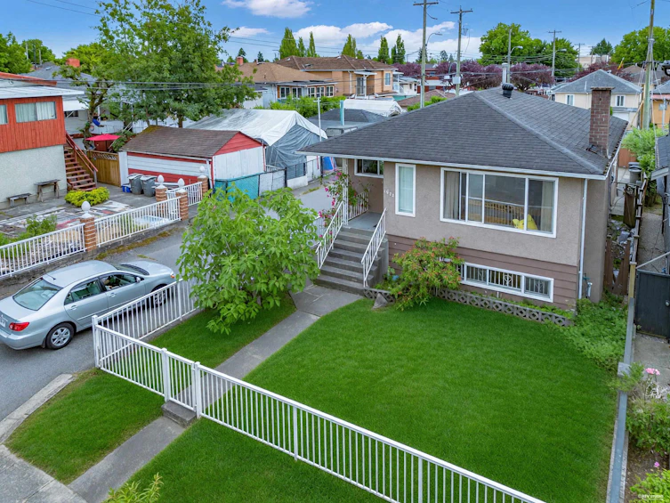 1972 E 51st Avenue, Vancouver, BC, V5P 1V9 - 27