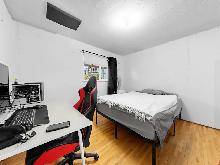 1972 E 51st Avenue, Vancouver, BC, V5P 1V9 - 12