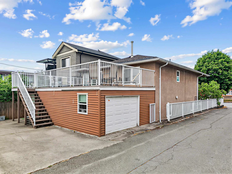 1972 E 51st Avenue, Vancouver, BC, V5P 1V9 - 24