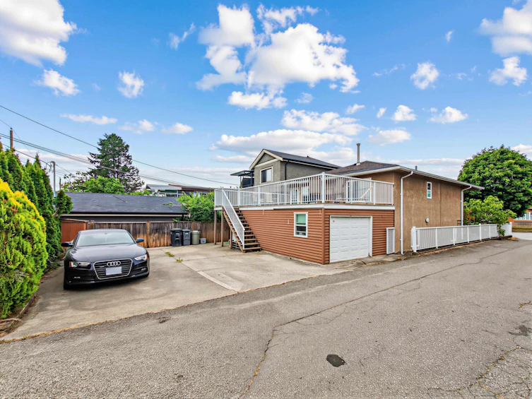 1972 E 51st Avenue, Vancouver, BC, V5P 1V9 - 25