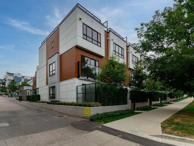 11-520 W 28th Avenue, Vancouver, BC, V5Z 2H1