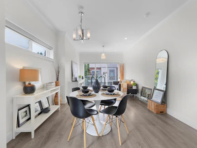 18-13328 96 Avenue - 4