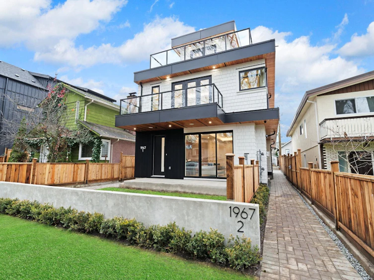 1-1967 E 13th Avenue, Vancouver, BC, V5N 2C3 - 2